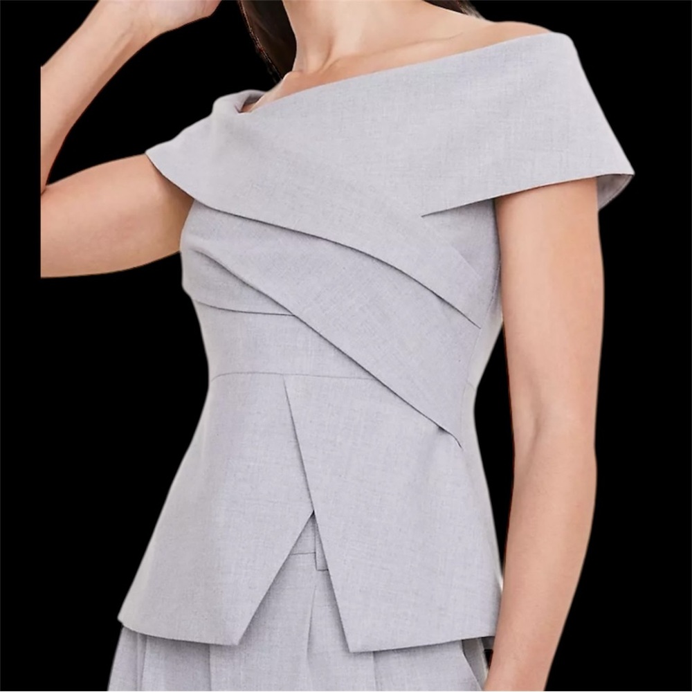 New LOFT Versa Seasonless Stretch Gray Asymmetrical Off The Shoulder Top, 12